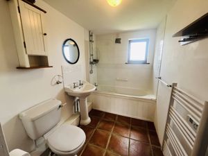 Bathroom - click for photo gallery